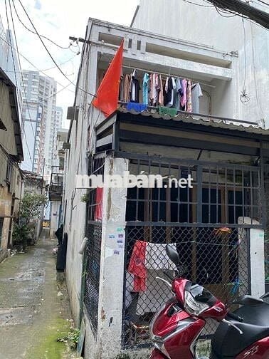 nhà 3t6 cấp 4,có gác suốt, p11 , đường Hậu Giang, tp hcm