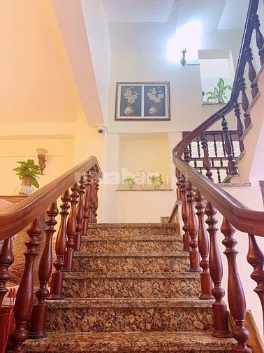 HẺM XE HƠI 4 TẦNG HUỲNH VĂN BÁNH PHÚ NHUẬN 5x18m. 38TR