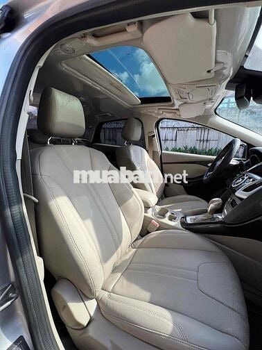 Ford Focus 2015 Titanium 2.0 AT - 100000 km
