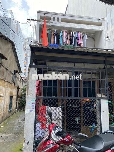 nhà 3t6 cấp 4,có gác suốt, p11 , đường Hậu Giang, tp hcm