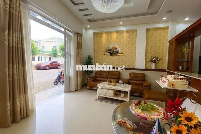 BÁN NHÀ ĐẸP DĨ AN - BÌNH DƯƠNG - KTX KHU B, ĐH QUỐC GIA