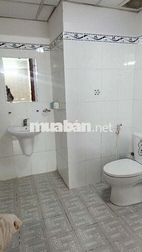 Căn hộ 75m2, 2 phòng ngủ Hiệp Thành building