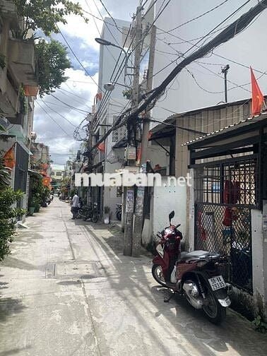 nhà 3t6 cấp 4,có gác suốt, p11 , đường Hậu Giang, tp hcm