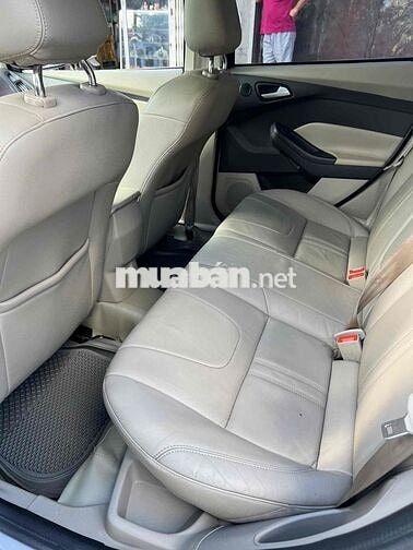 Ford Focus 2015 Titanium 2.0 AT - 100000 km