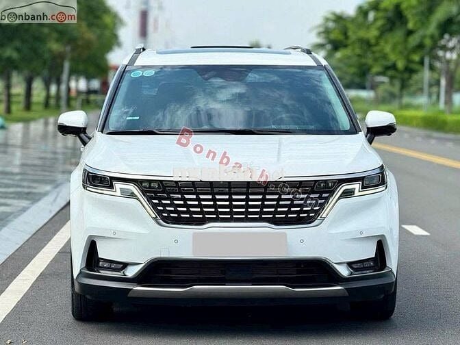 Kia Carnival xăng 2022