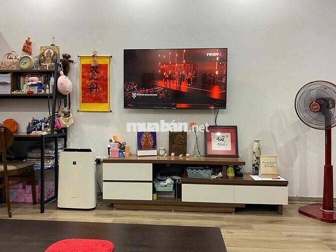 CẦN BÁN TẬP THỂ MẶT PHỐ NGUYỄN CHÍ THANH - CẠNH VINCOM NG CHÍ THANH
