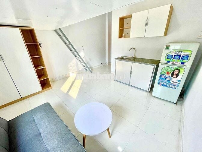 Cho thuê phòng 10 Hoà Hưng gần Vạn Hạnh Mall - ĐH Kinh Tế TPHCM