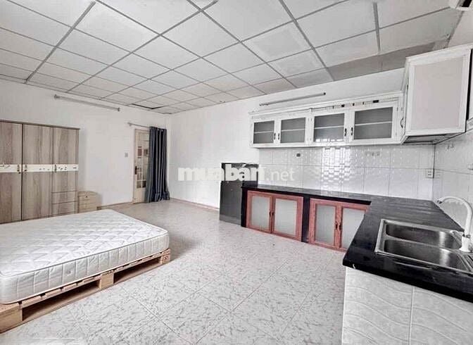 🏡 (ảnh thật 100%) căn hộ full nội thất cực rộng ngay CV Lê Văn Tám