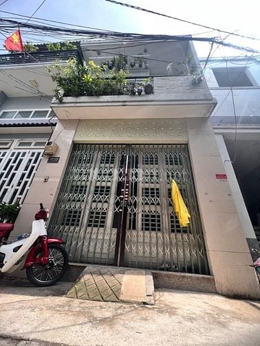Nhà 4 x 10,5 nở hậu chử L đúc 1 trệt 1 lầu đường số 2 p16 gò vấp 