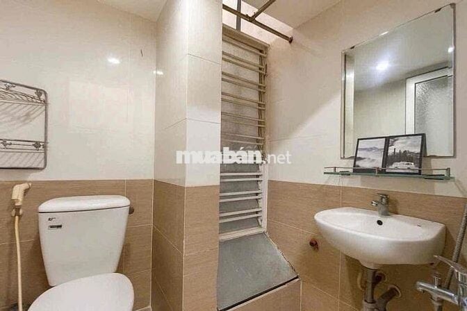 Gác full nội thất ngay trung tâm quận 7