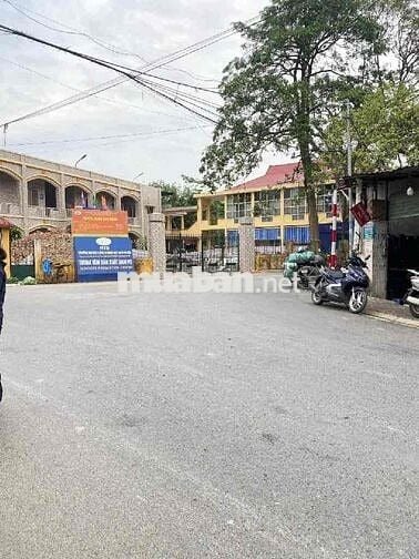 Bán đất tại Lệ Chi, Gia Lâm, Hà Nội. Ngay trường Đại Học
