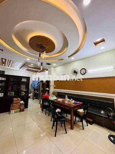 BÁN NHÀ MẶT TIỀN TRẦN VĂN GIÀU. 6 x 22M. 4 TẦNG. MỚI. 5 PN.  GIÁP AEON