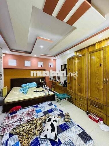 BÁN NHÀ MẶT TIỀN TRẦN VĂN GIÀU. 6 x 22M. 4 TẦNG. MỚI. 5 PN.  GIÁP AEON