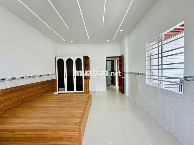 Bán nhà DT 8x12m,3p,hẻm ô tô thông ở TX43,Thạnh Xuân. Giá : 4,45 tỷ
