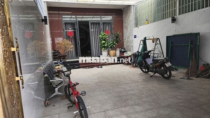 Cho thuê mặt bằng 180m² vị trí đắc địa gần ĐH Mở, BV Shing Mark, ST,TH