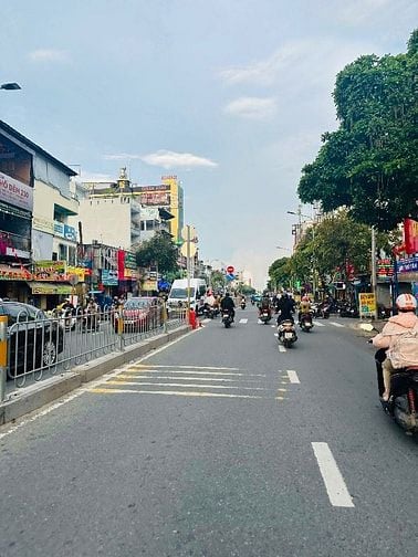 Bán nhà hẻm Nguyễn Văn Lượng,f17,ngay Lote dt 55m2(3.5x15m),Đông Nam