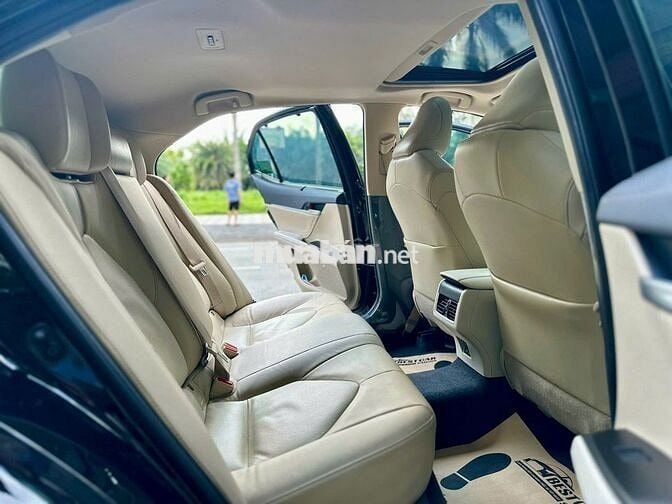 Toyota Camry 2.0Q 2022 - 24000 km