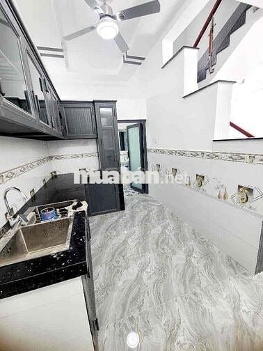 SIÊU PHẨM NHÀ QUẬN 8 ĐƯỜNG XE HƠI GIÁP QUẬN 6 - NGANG 5,2x9M - 4 TẦNG