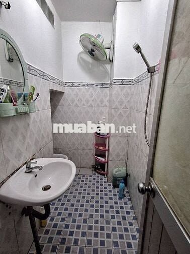 HẺM OTÔ LÂM VĂN BỀN Q7- 50m2 - 3 LẦU- GIÁ 3 TỶ NHỈNH