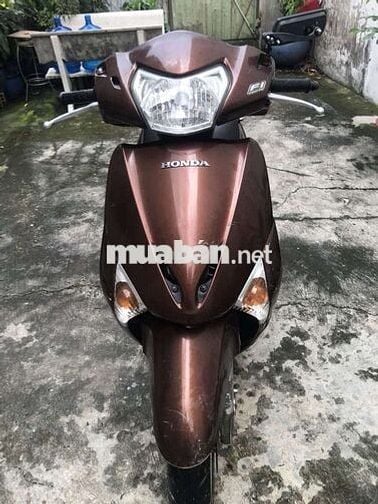 Lead110fi-2011, một chủ bstphcm