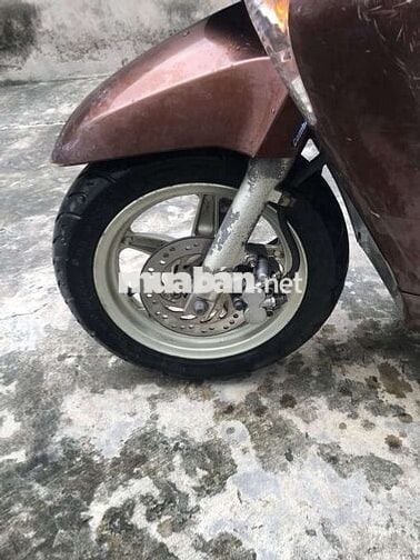 Lead110fi-2011, một chủ bstphcm