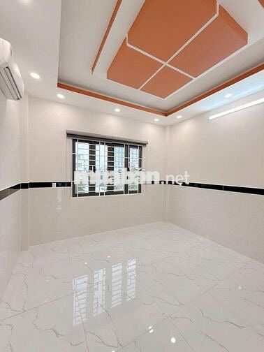 Chính chủ cần bán căn nhà mặt tiền đường Lê Văn lương Q7 TP HCM