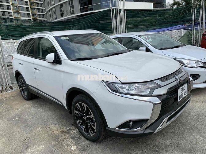 Mitsubishi Outlander 2021 2.0 CVT - 57000 km