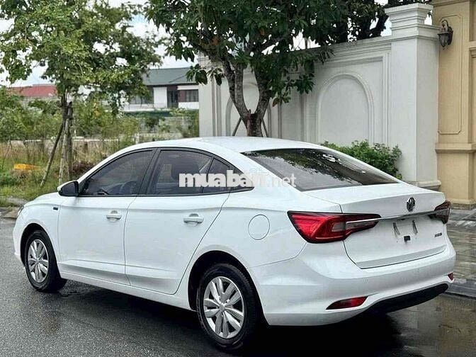 MG5 mt kiểu dáng sedan hạng C trả trước chỉ 80tr