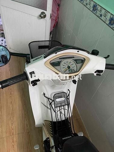 cần tiền bán gấp xe future neo fi2008 dk 2009