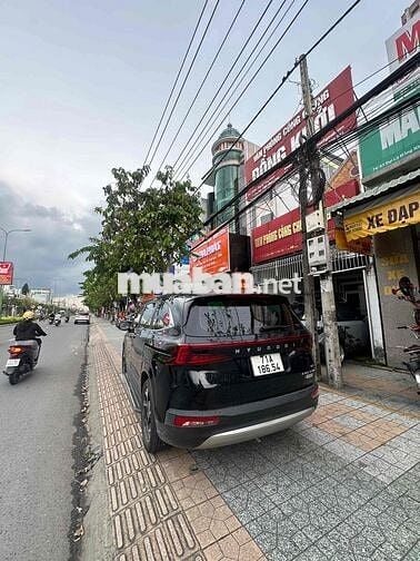 Hyundai Custin 1.5T ĐặcBiệt Sx 8/2024 Odo 4.139 km