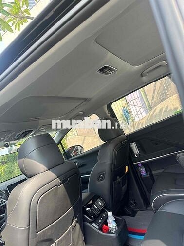 Hyundai Custin 1.5T ĐặcBiệt Sx 8/2024 Odo 4.139 km