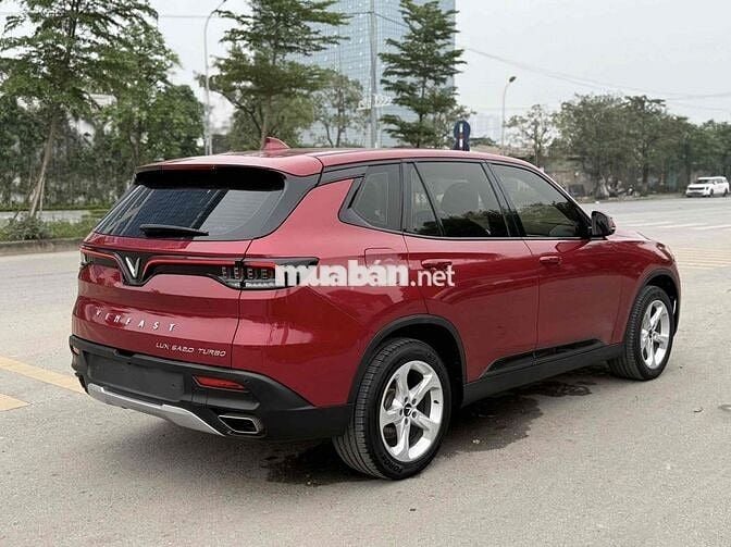 VinFast Lux SA2.0 2021 tiêu chuẩn đẹp xuất sắc