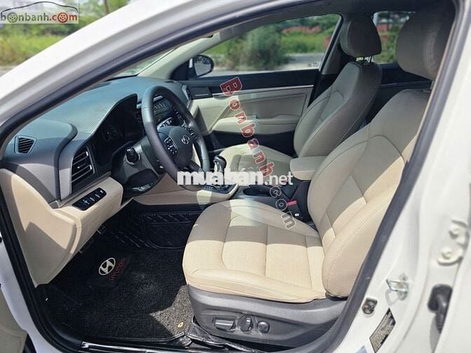Hyundai Elantra 2.0 AT 2021 - 525 Triệu