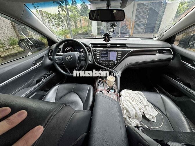 Toyota Camry 2019 2.5Q - 70000 km