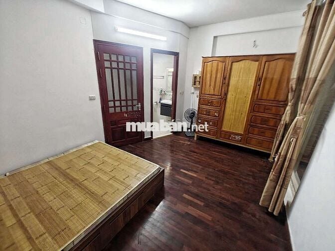 Cho thuê nhà nguyên căn 30m2 x 4 tầng + lửng – ngõ 505 Trần Khát Chân