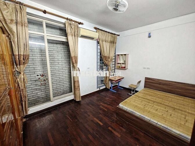 Cho thuê nhà nguyên căn 30m2 x 4 tầng + lửng – ngõ 505 Trần Khát Chân