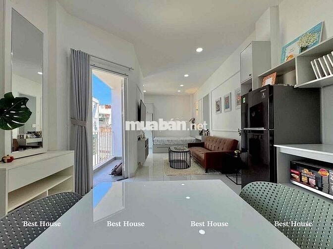 CHDV full nội thất studio ban công, cửa sổ cực thoáng ngay Etown TB