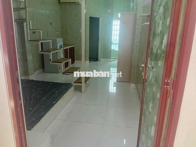 Cho thuê mặt tiền số 153 đường Tuệ Tĩnh, Phường 8 quận 11