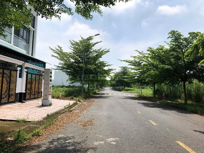 BÁN NHÀ VĂN QUÁN - TẠNG NỘI THẤT