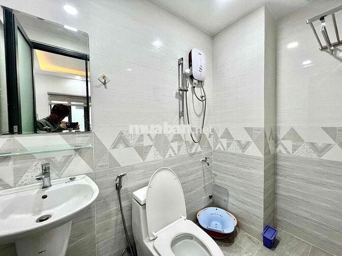 Cho Thuê Studio 20m2 Full NT Thang Máy Ngay ĐH Bách Khoa CV LTR Q10