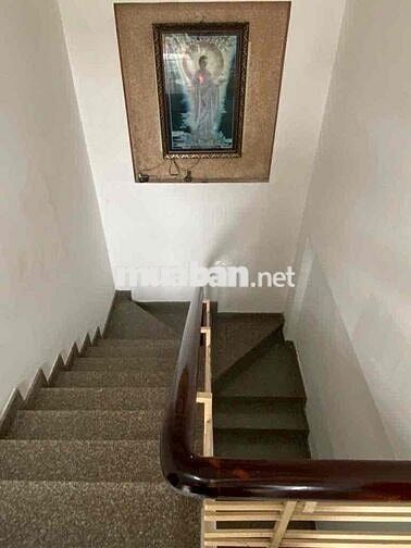 Nhà Đẹp Lô Gốc 2 Tầng — 100m2 Gần Hoà Bình Luỹ Bán Bích ( 8m x 12m)