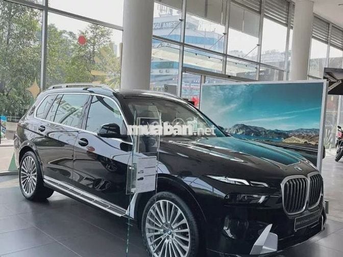 BMW X7 xDrive40i Pure Excellence 2025