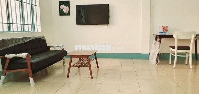 Căn hộ 60m2, 2 PN, bếp riêng, Bình Thạnh, cách Phạm Văn Đồng 500m