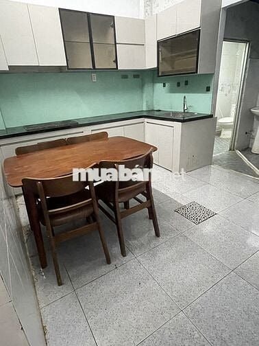 Chính chủ bán nhà 1 Trệt 1Lầu 3pn 2wc sát Big C