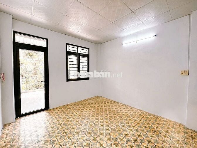 Cho Thuê Nhà Đường Tôn Thất Hiệp, Quận 11 ( Nhà Rộng - KD TỰ DO )
