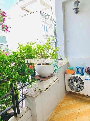 Cho thuê Phòng đẹp xinh 18m2 gần Lê Văn Sỹ Q3 và Phú Nhuận