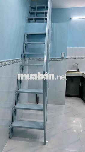 Nhà bán chính chủ: 208/28 đường Đoàn Văn Bơ, Q4