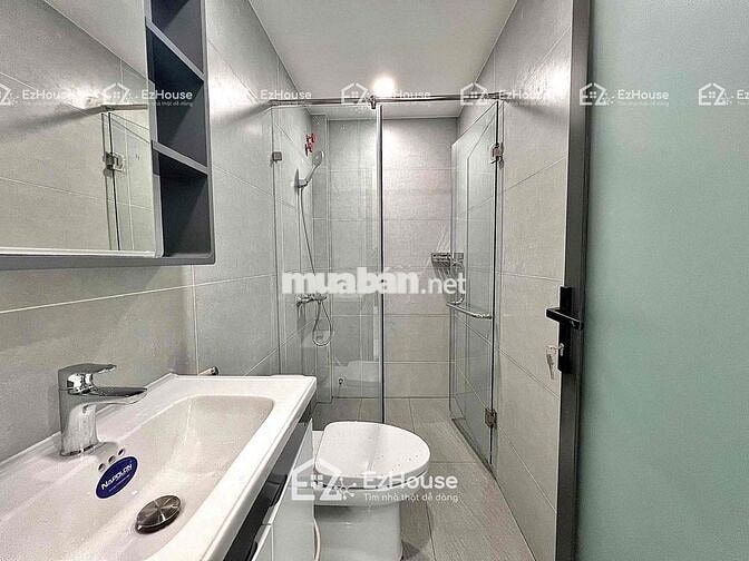 Căn hộ ban công mới toanh 100% đi bộ được qua ĐH Văn Lang