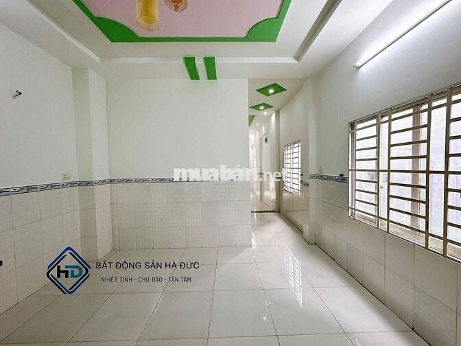 Nhà 2 lầu 4.2x18 mặt tiền đường HT06 đông người qua lại