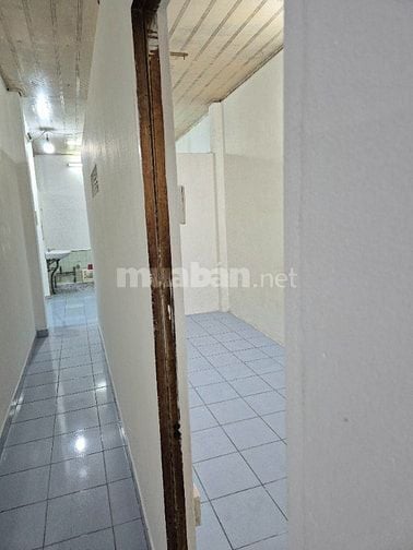 Nhà cho thuê 110m2, 5pn ngay TT giá rẻ, mới, sạch 11tr